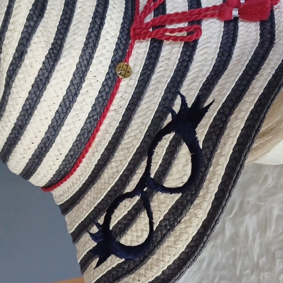 Sun hat - Picture 2 of 12